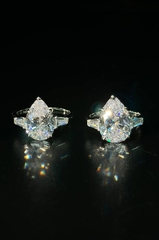 kolco-graff-iz-serebra-s-kamnem-5-karat-v-ogranke-kaplya