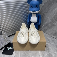 Adidas Yeezy Foam Runner