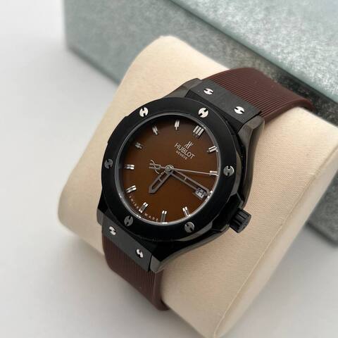 Часы Hublot в ассортименте