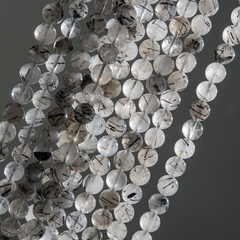 Кварц натуральный с турмалином и рутилом, 8,7мм, бусины в форме шара