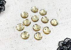 Стразы пришивные акрил, d 1,6 см, бледно-жёлтый