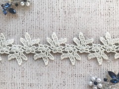 Кружево плетеное, ш. 3,5 см.