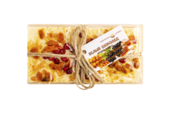 Шоколад  ручной работы белый с облепихой, красной смородиной и соленой карамелью "Монастырский гостинец" 100г