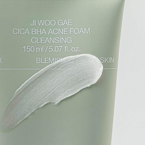 Celimax Jiwoogae cica BHA acne foam cleansing Пенка для умывания с центеллой против акне