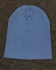 Светло-синяя шапочка в рубчик из мягкого хлопкового трикотажа