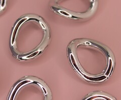 Кольца выгнутые 22х17 мм