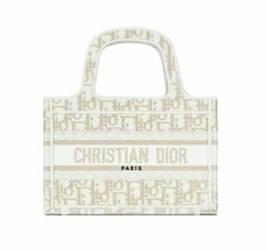 Сумка Dior Book Tote, модель мини-формата золотой