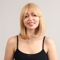 Парик искусственный с чёлкой 30 см, цвет блонд