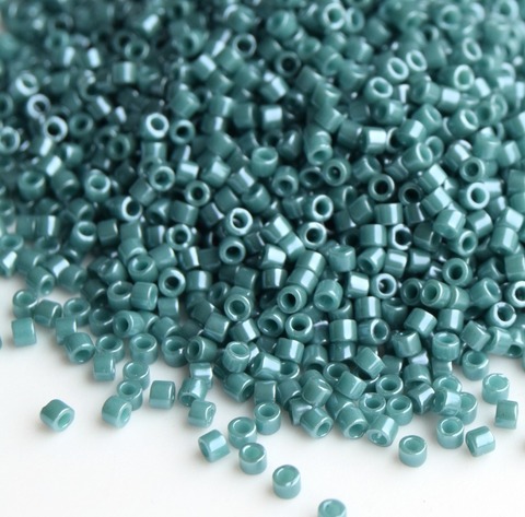 DB-0264 Бисер цилиндрический Миюки делика 11/0 /Miyuki delica 11/0 Opaque Mallard Luster