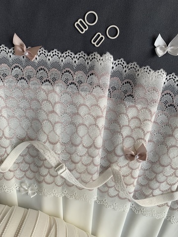 Кружево эластичное молочное/серебристый пион 18 см, Китай