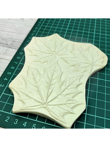 Молд листики клена 3шт