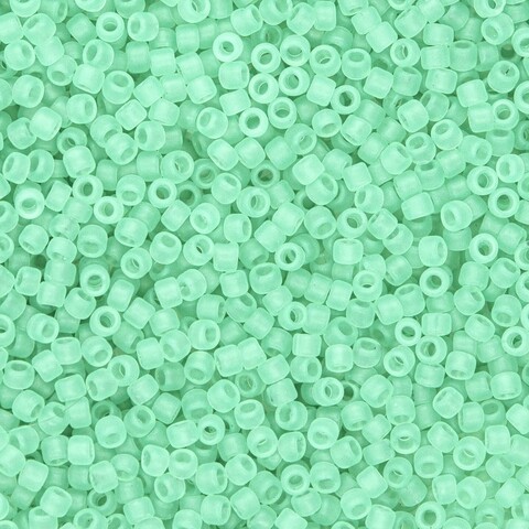 Японский бисер TOHO Round 15/0 (№144F), жемчужный матовый