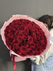 Букет из 69 красных роз «Эксплорер» (Эквадор 60 см)