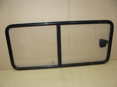 Стекло УАЗ-452,3741 раздвижное салона в сборе левое
