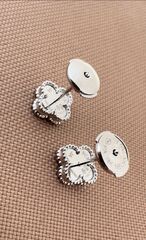 Серьги пусеты клевер лаванда VCA качество white VGOLD