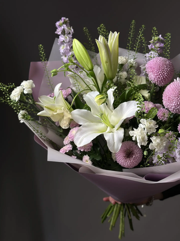 Авторский букет «Аромат вечера»