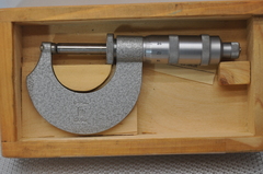 Микрометр трубный МТ- 25 (0-25мм.) Цена деления 0,01мм.Тв.Сплав с хранения СССР ГОСТ 6507-60 Без паспорта.