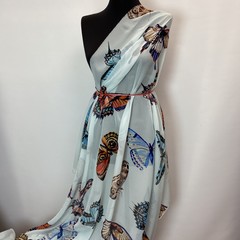 Ткань  шелк  шифон голубой с бабочками большими 1127