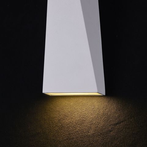 Бра Outdoor Times Square O580WL-L6W