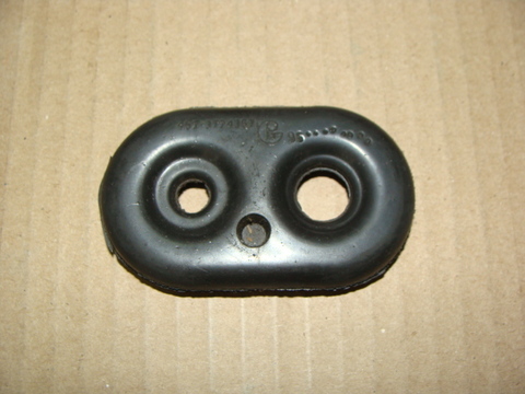 Уплотнение пучка проводов через кузов 2 отв. УАЗ-452 ст.о.