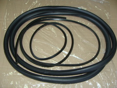 Стекло УАЗ-452,3741 раздвижное салона в сборе левое