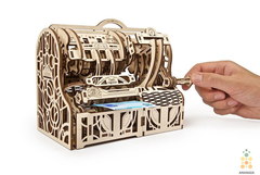 Кассовый аппарат-копилка с кодовым замком от Ugears - сборная деревянная механическая модель, 3D пазл.