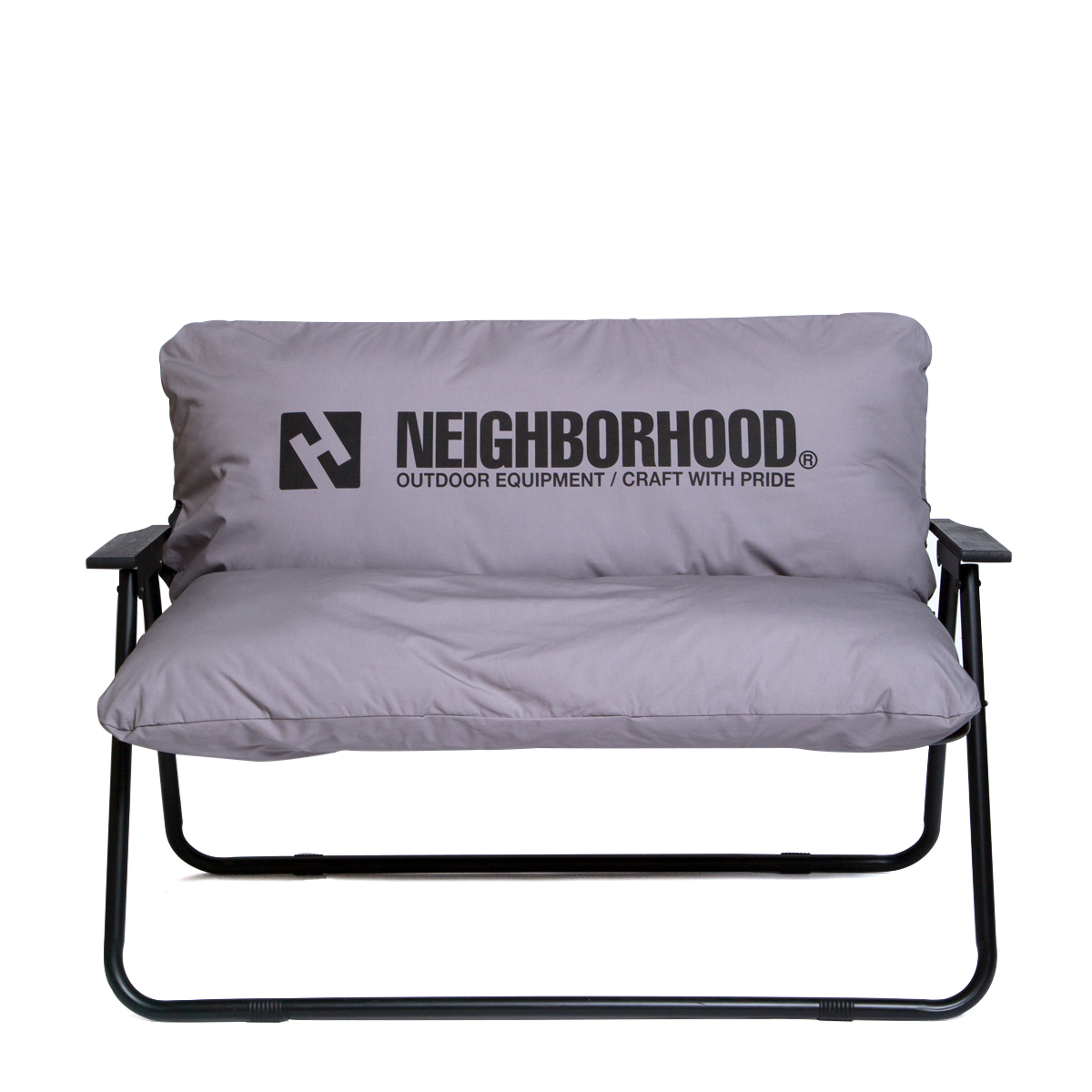 NEIGHBORHOOD : GRIP SWANY . SOFA COVER . CE – BELIEF MOSCOW