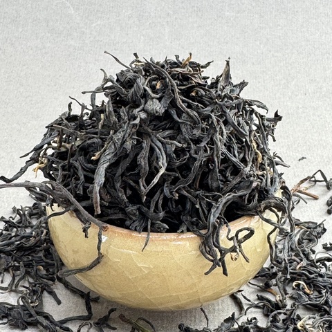 Жень Ай Чин Синь Хун Ча