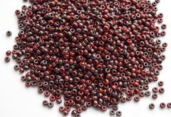 15/0 RR-4513 Opaque Picasso Red