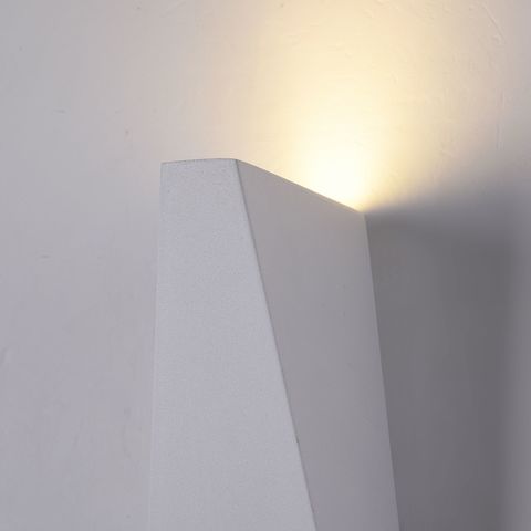Бра Outdoor Times Square O580WL-L6W