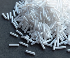 Стеклярус Тохо 9 мм 0121 белоснежный