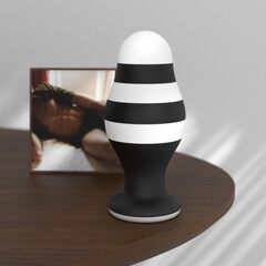 Черно-белая анальная втулка 6.5 X-Missioner Butt Plug - 17 см. - 