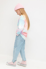 джемпер  для девочки  КР 302671/разноцветный спрей