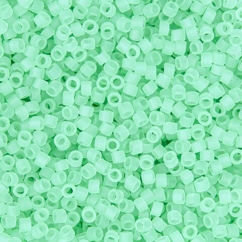 Японский бисер TOHO Treasure (№144F), жемчужный матовый