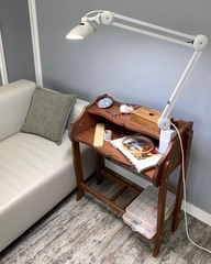 Вспомогательный столик для рукоделия (выставочный образец)