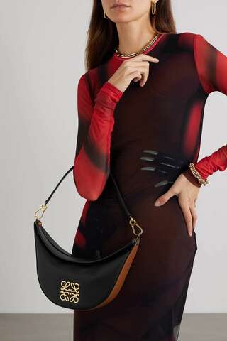 Сумка через плечо Loewe Luna Anagram с украшением черный