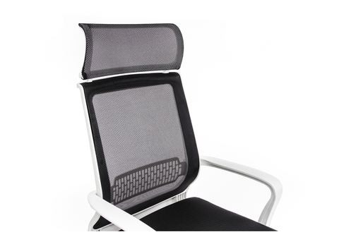 Офисное кресло для персонала и руководителя Компьютерное Lion черно-белое 65*65*121 Хромированный металл /Черный / белый