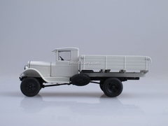 ZIS-32 board white 1:43 Nash Avtoprom