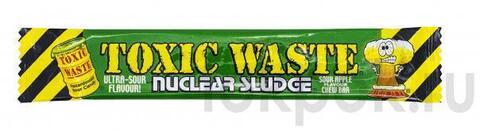 Жевательная конфета со вкусом яблока TOXIC WASTE Nuclear sludge, 20 гр