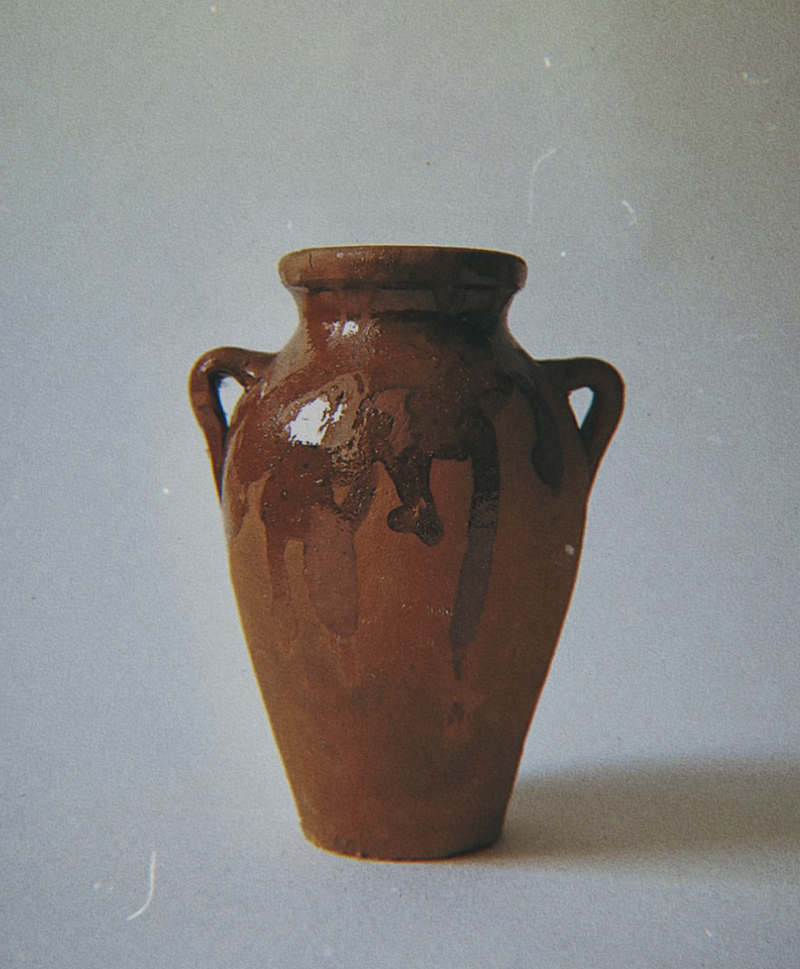 Ваза маленькая коричневая