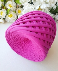 Milk knitted yarn