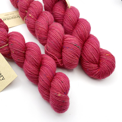 Носочная пряжа «Ирен Адлер» (Irene Adler), 50 г