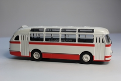 LAZ-695E white-red Classicbus 1:43