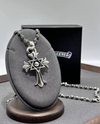 Крест с цепью Chrome Hearts