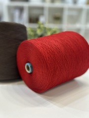 Меринос 50% c низкопилингуемым акрилом 50% E. MIROGLIO 1250 красный Гуччи