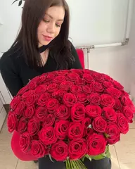 101 красная роза Эквадор 60 см
