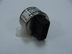 датчик давления хладагена кондиционера ( LUZ043118/1 ) DELPHI