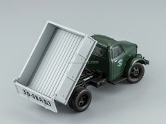 GAZ-93B Tipper 1974 green-gray DIP 1:43