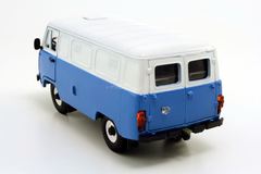 UAZ-3741 van (plastic, painted) 1:43 Agat Mossar Tantal