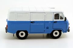 UAZ-3741 van (plastic, painted) 1:43 Agat Mossar Tantal